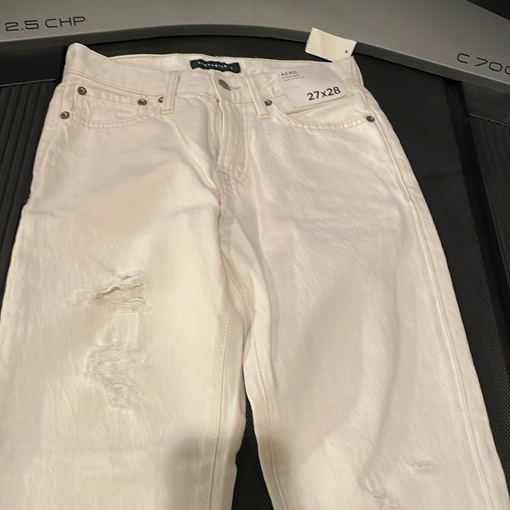 Jeans white